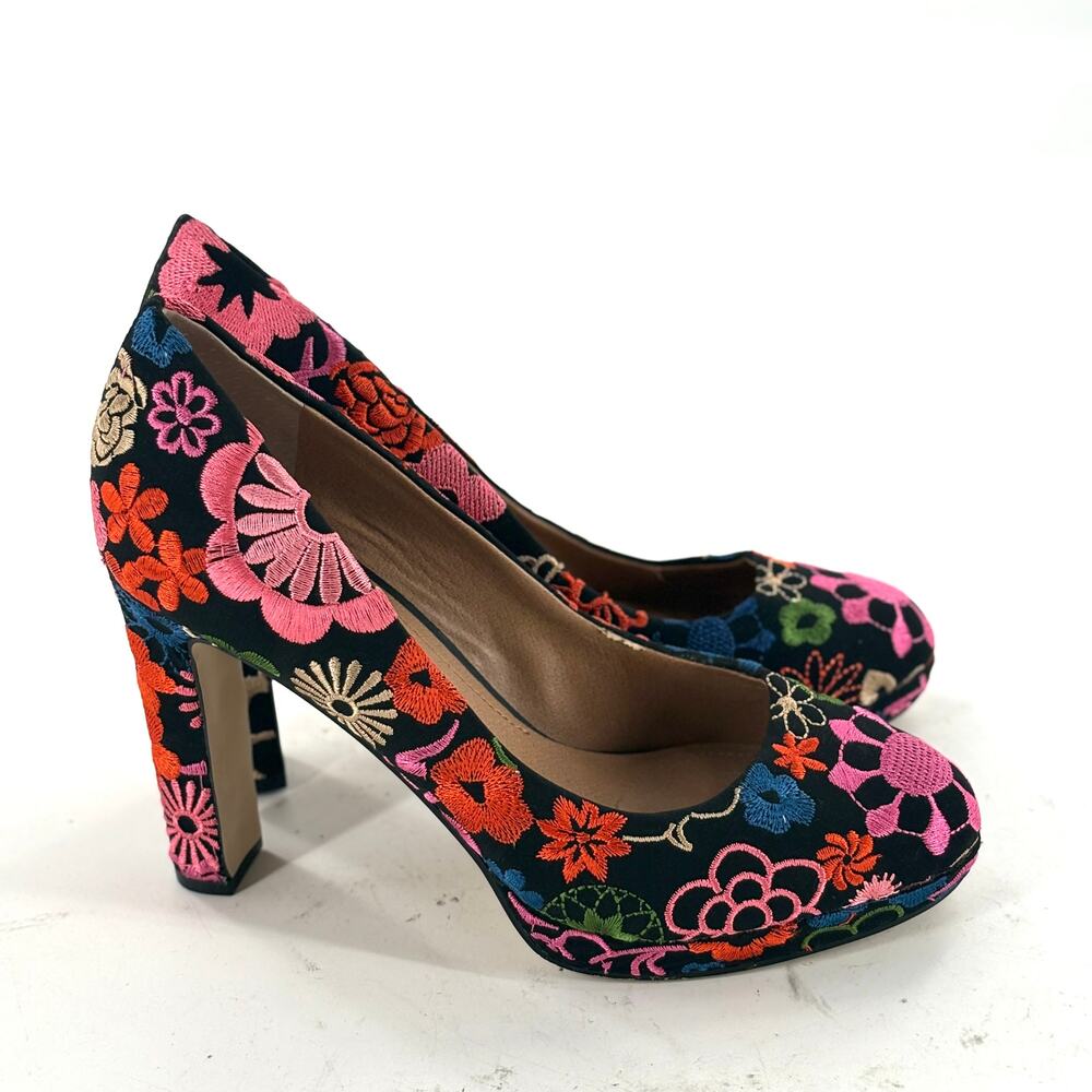 Tahari Black Floral Embroidered Platform Pumps